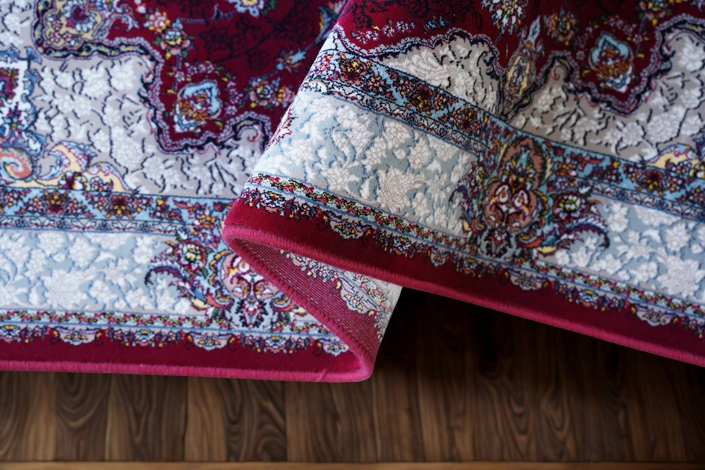 Compact Irani Rug - Acrylic Weave - Homes and Company