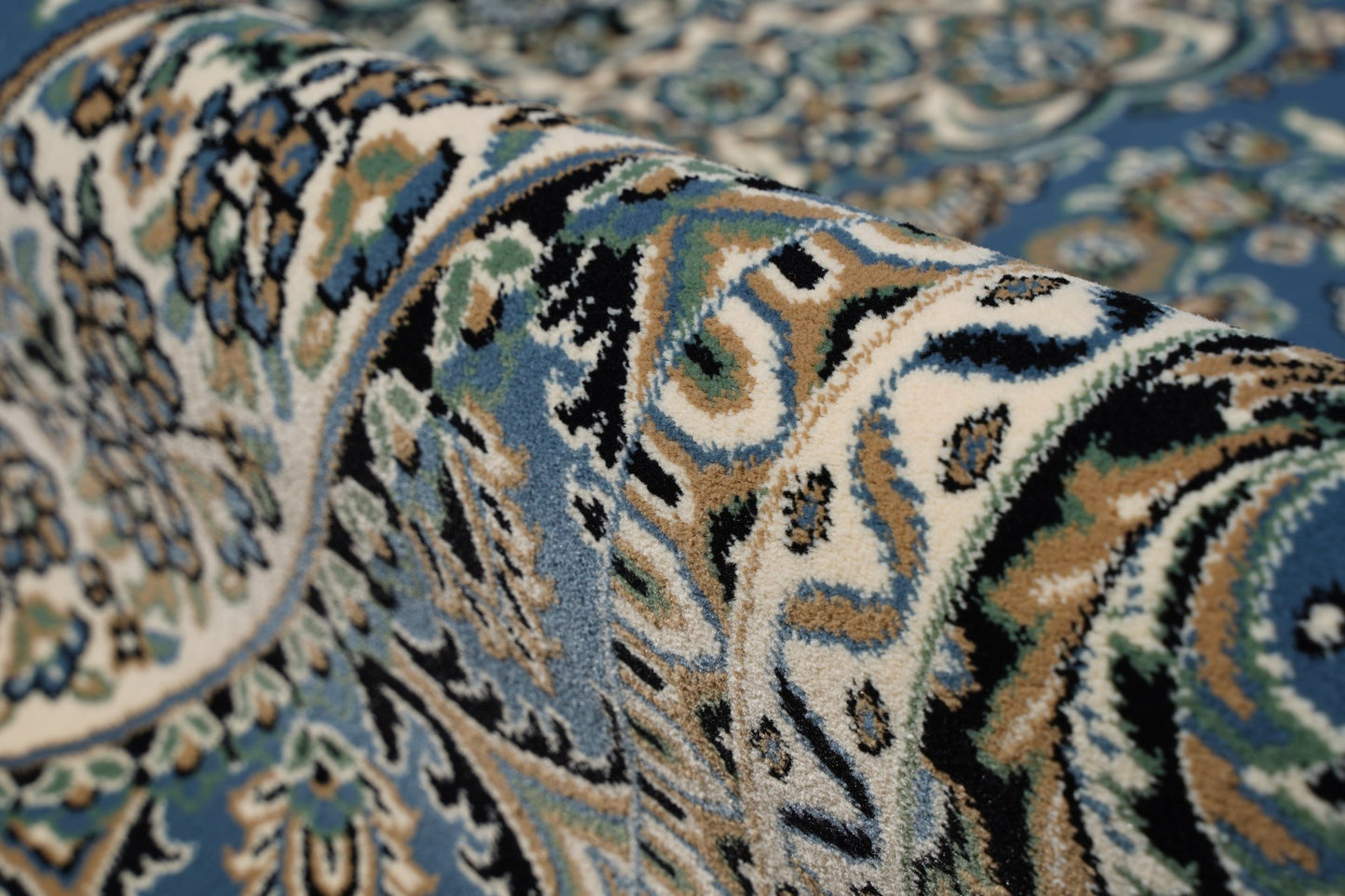 Ruby Gul Medallion - Homes and Company