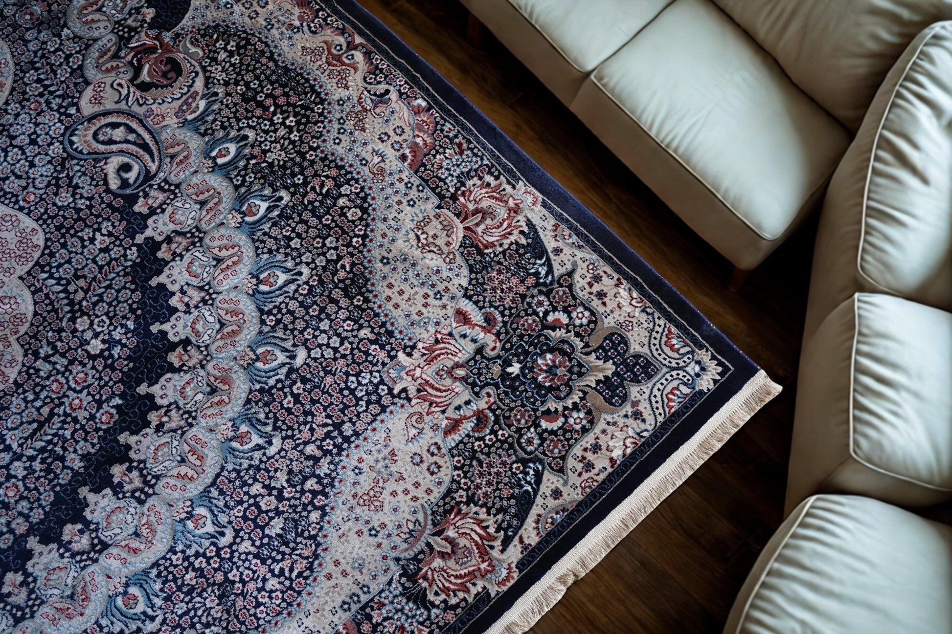 Luxury Machine - Made Carpet Kashmir's Choice in Elegant Blue, Ferozi, Maroon. - Homes and Company