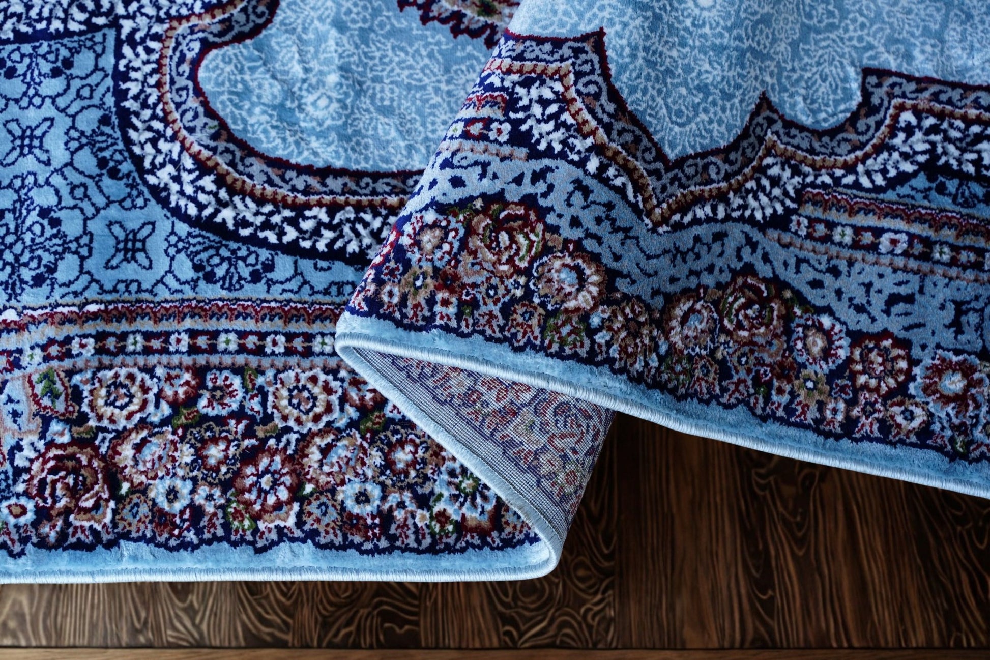 Shalimar Weave Premium Machine - Made Shiny Carpet - Homes and Company
