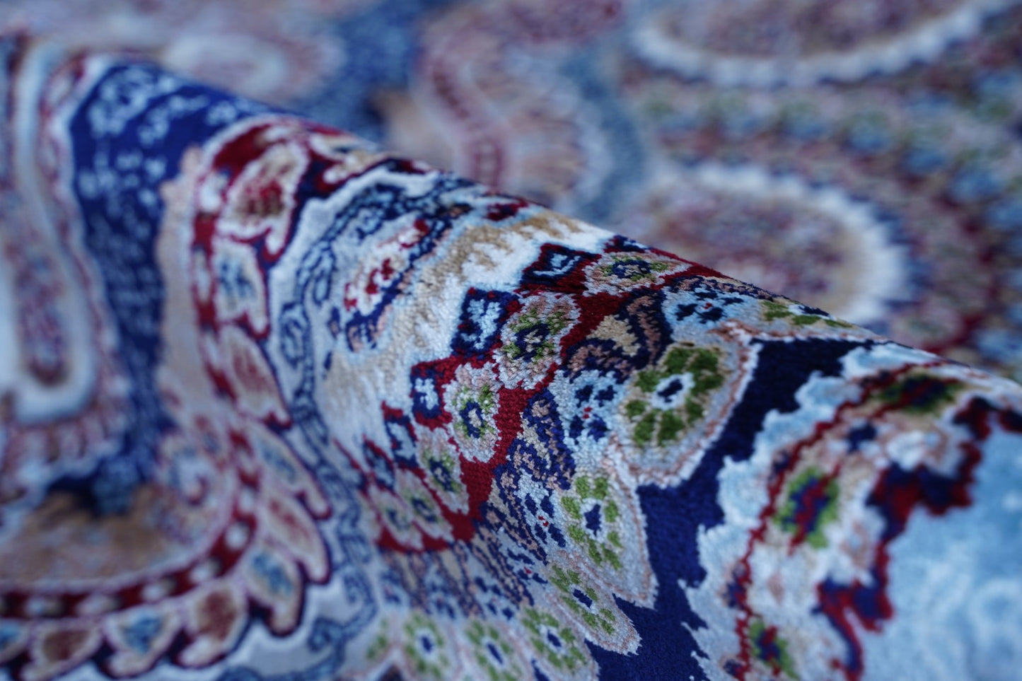 Shalimar Weave Premium Machine - Made Shiny Carpet - Homes and Company