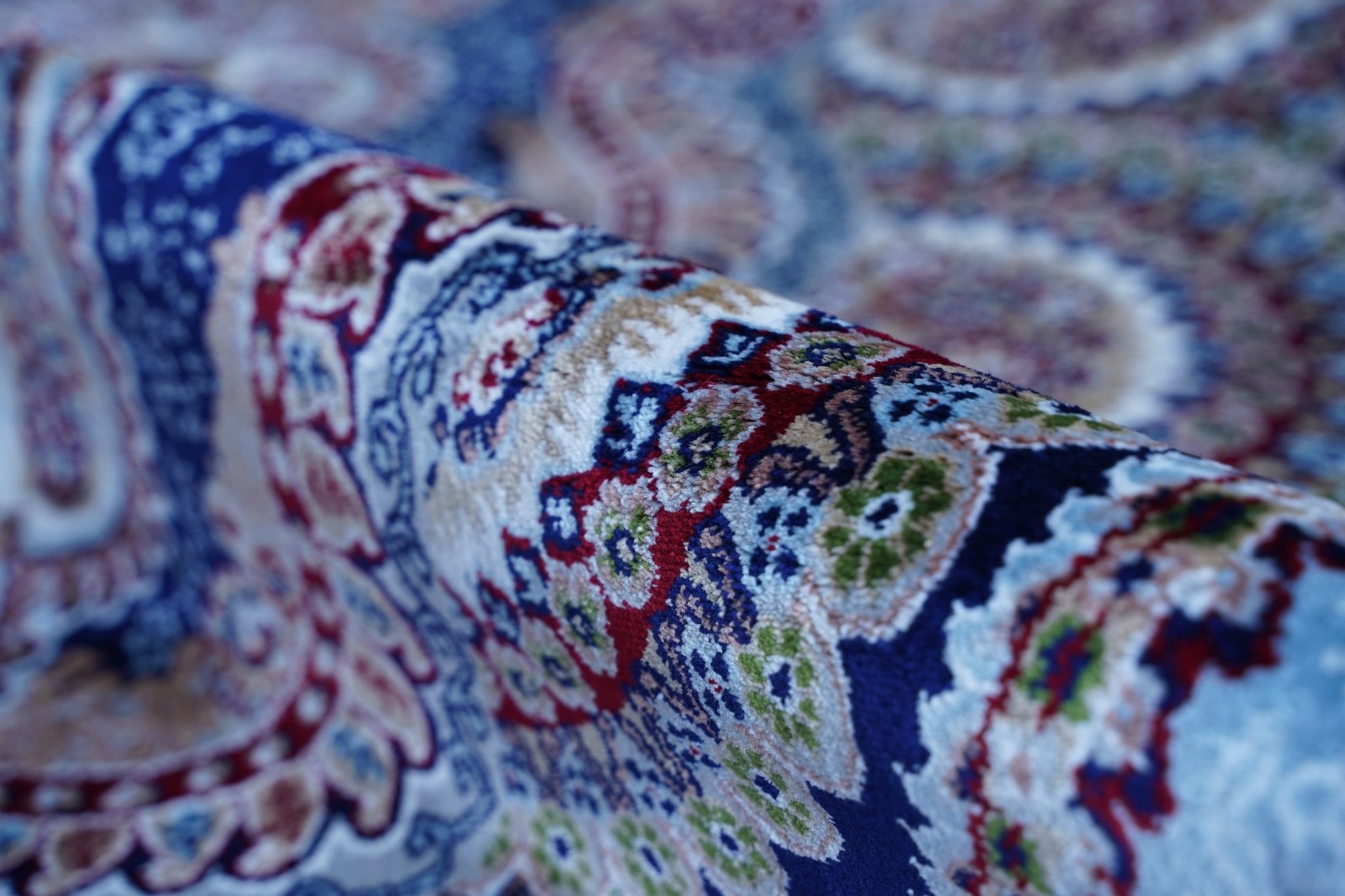 Shalimar Weave Premium Machine - Made Shiny Carpet - Homes and Company