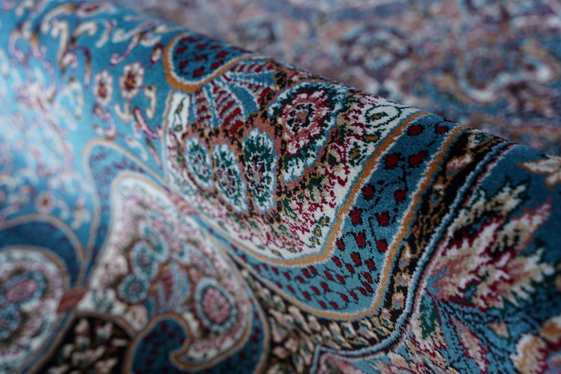 Sultani Weave – Classic Turkish - Inspired Carpet - Homes and Company
